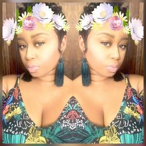 Meet your Posher, Jasmine